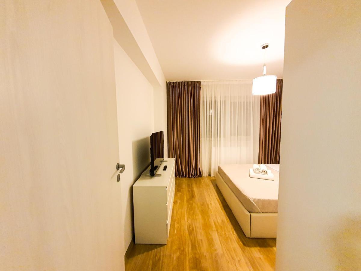 Luxurious Retreat 1Br Apartment With Netflix, Private Parking And Self Check In Popesti-Leordeni 외부 사진